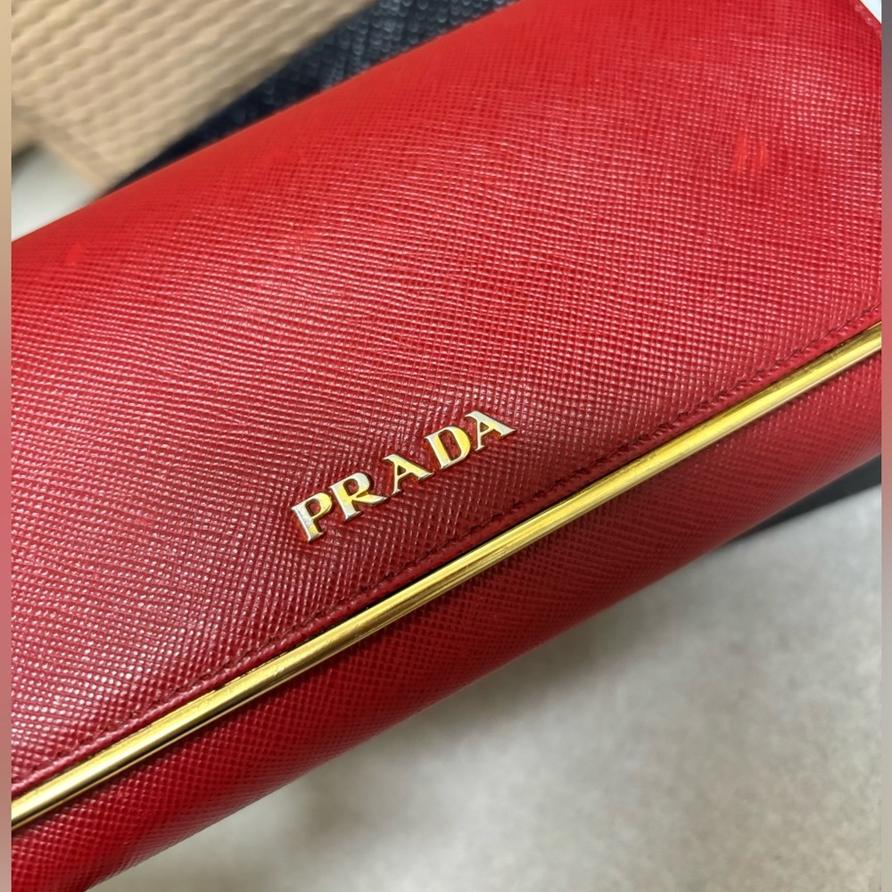 Prada Red Wallet - Picture 5 of 9